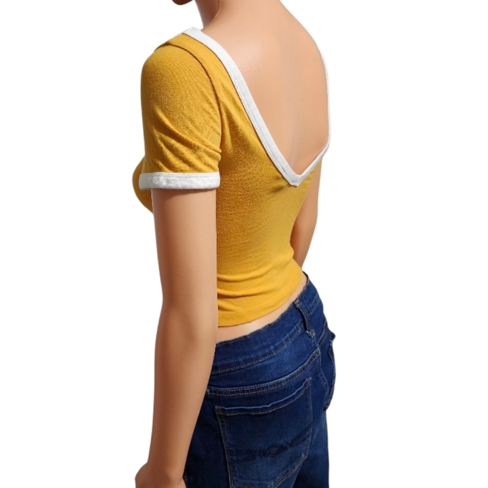 Forever 21 Yellow V-Neck Crop Top - Picture 6 of 7